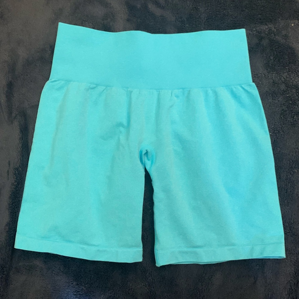 NVGTN aqua seamless pro shorts